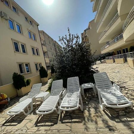Charm Apartment Petrovac Exterior photo